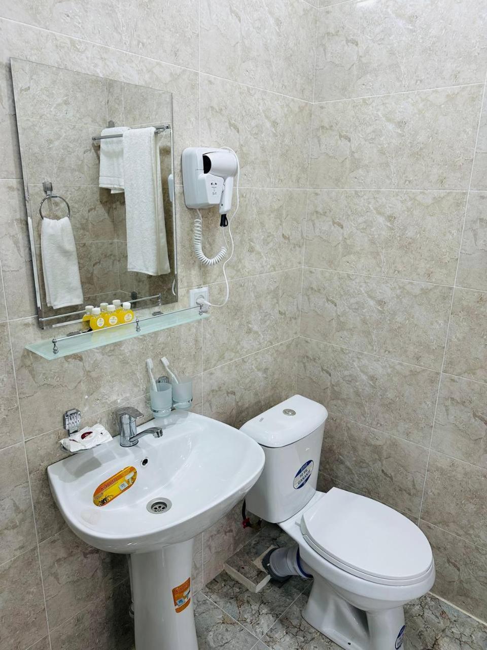 Art Inn Hotel Ташкент Екстериор снимка